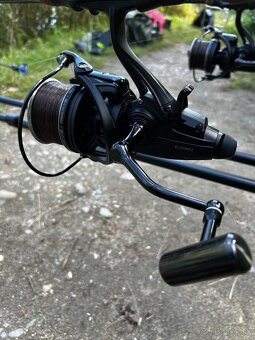 Prúty a navijaky DELHPIN púzdro k tomu zadarmo - 2