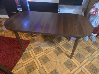 Jedálenský stôl - 2