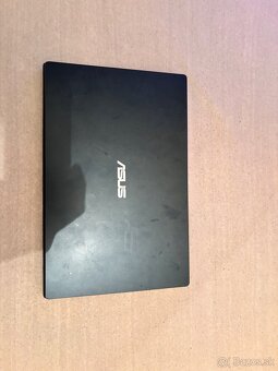 Asus VivoBook E510 - 2