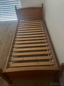 Drevena postel masiv - 2