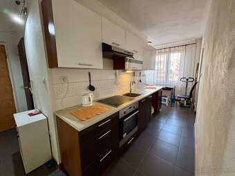 Znížená cena - Trojizbový byt v centre mesta Tornaľa - 2