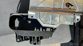 volkswagen T5.1 caravelle diely zadného kufra 2014 - 2