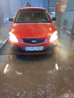 Kia rio - 2