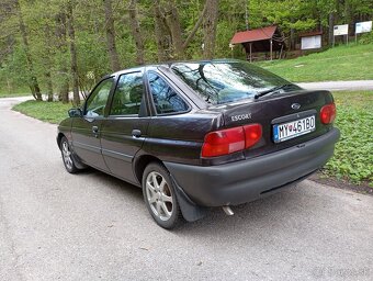 Predám Ford Escort - 2