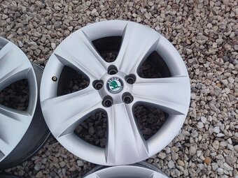 hlinikové disky org.Skoda Superb I,II,--7Jx17-ET-45---5x112 - 2