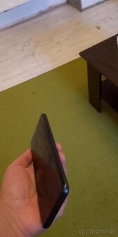 Predám xiomi redmi 10 Lite cena je za 90 Euro - 2