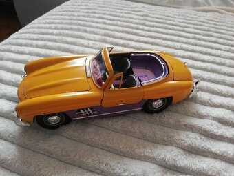 1:18 Mercedes 300 SEL , FERRARI 456 poskodne - 2