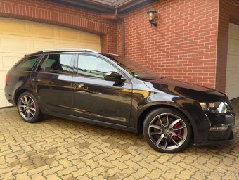 ŠKODA OCTAVIA RS 2.0 TDI 135kW MANUÁL - 2