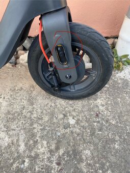 Predám Xiaomi scooter 4 lite 2. generáciu - 2