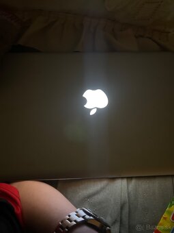 Predám MacBook Pro 13 inch Mind 2010 - 2