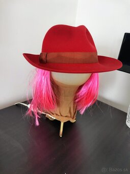 Klobúk - 2