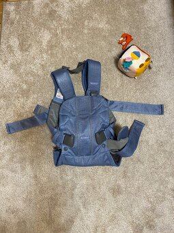 Nosič BabyBjörn ONE modrý - 2