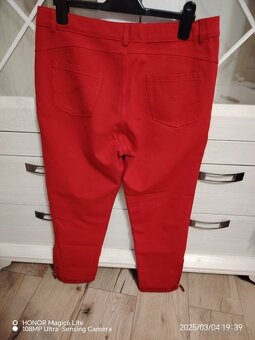 červené nohavice - 2