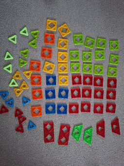 Magnetická stavebnica 70 ks - 2