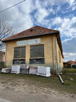 Predaj - Národná kultúrna pamiatka - kino, Bátovce - 2