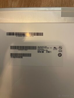 LCD panel B156XW02 V.2 - 2