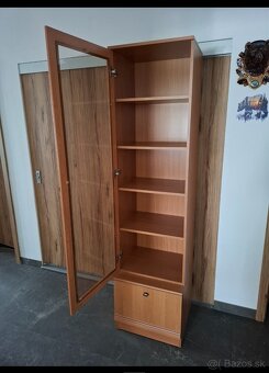 Vitrína do obývačky - 2