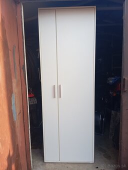 AKCIA: 3 dverova skrina - 2