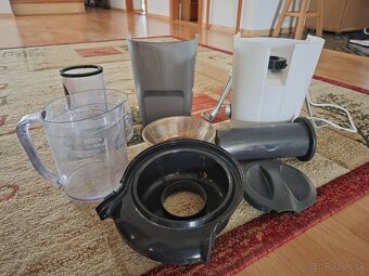 Bosch odšťavovač - 2