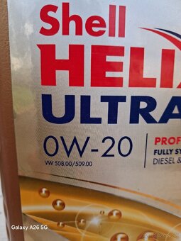 Motorový olej Shell 0W-20 - 2