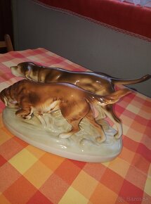 Soška porcelánových psov - 2
