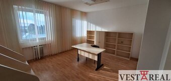 Na Prenájom Kancelárske priestory v Galante - 2