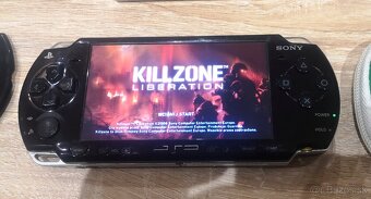 Sony PSP 2004 z novou batériou - 2