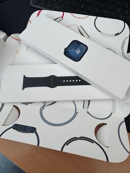 Apple Watch 9 45mm v záruke - 2