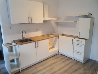 Kuchynská linka Ikea Knoxhult - 2