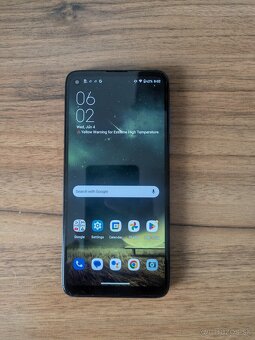 Motorola G8 TOP stav - 2