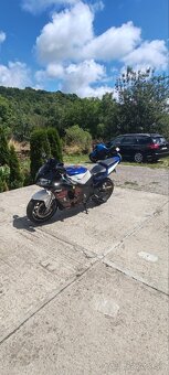 Predám Suzuki GSX R 750 - 2
