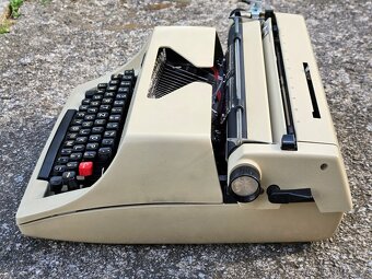 Písací stroj Consul 2224 - 2