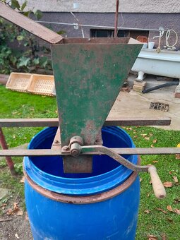 Mlinček na jablka - 2