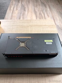 AMD Radeon RX Vega 64 - 2