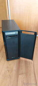 Corsair Obsidian 550D - 2