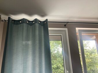 Kovová garniž so zatemňovacím závesom - 2