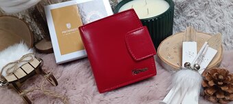 Červená peňaženka PeTerson .. - 2