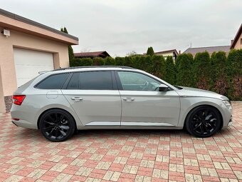 Škoda Superb Combi 2.0 TSI 200kW Sportline 4x4 DSG - 2