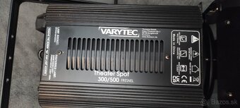 Divadelný reflektor 500w fresnel s clonami - 2