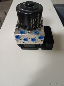 ČERPADLO ABS VW T5 - 2