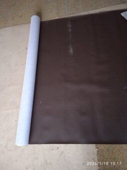 Predám funkčnú sijaciu mašinu za 100€.A koženku 6m. - 2