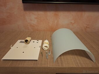 Lampa nástenná - 2