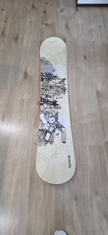 Predám snowboard s viazaním. - 2