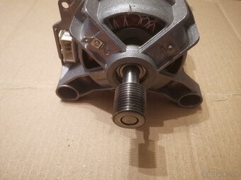 Predám použivaný motor z pračky Electrolux - 2