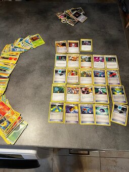 Pokémon Karty - 2