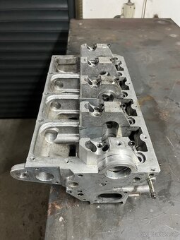 Predám hlavu valcov 1.9 TDI PD 77/103Kw - 2