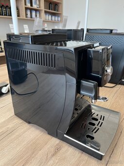 Kávovar Delonghi Ecam23.260B - 2