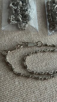 Tenučká retiazka 90 cm s karabínkami - 2