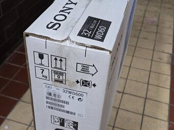 predam TV sony 32WD600 - 2