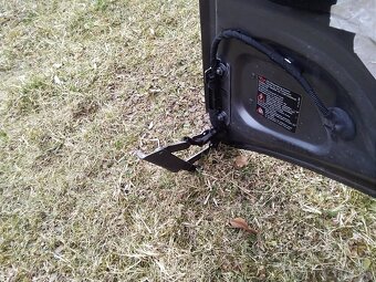 Predná kapota golf 5 - 2